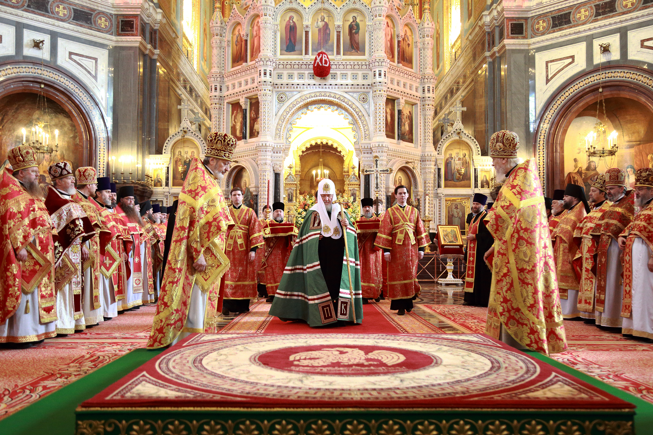 В день памяти равноапостольных Мефодия и Кирилла Предстоятель Русской Церкви совершил Литургию в Храме Христа Спасителя