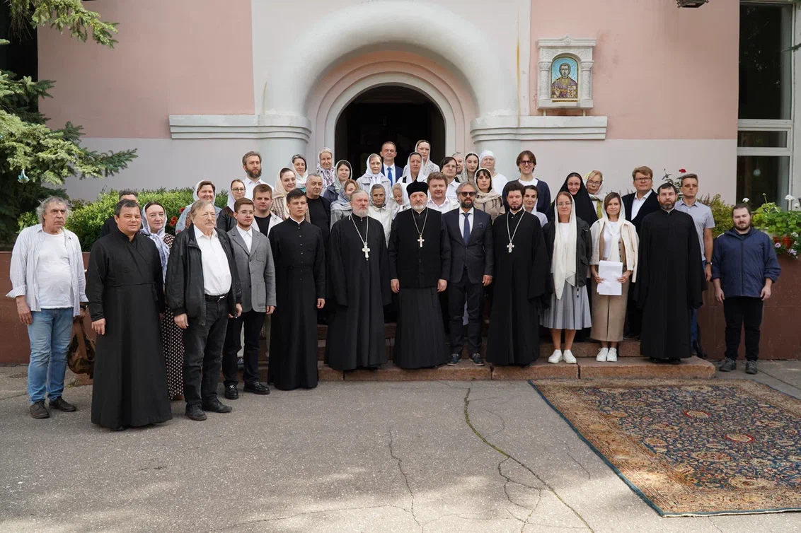 День памяти священномученика протопресвитера Александра Хотовицкого.