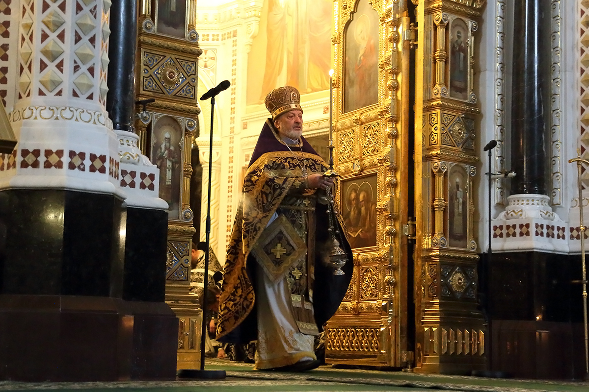 Богослужение в праздник иконы Божией Матери "Феодоровская", Благоверного великого князя Ростислава-Михаила.